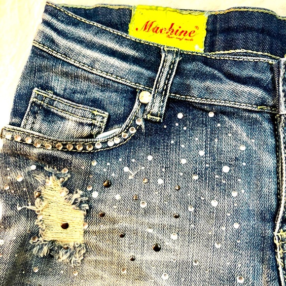 MACHINE POUR NEUF MODE Womens/junior Distressed Embellished Jean shorts sizeL - Picture 7 of 13